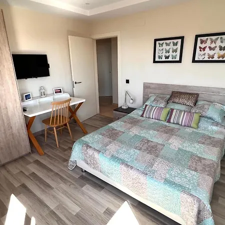 Luxury Marina Vila Lloret de Mar
